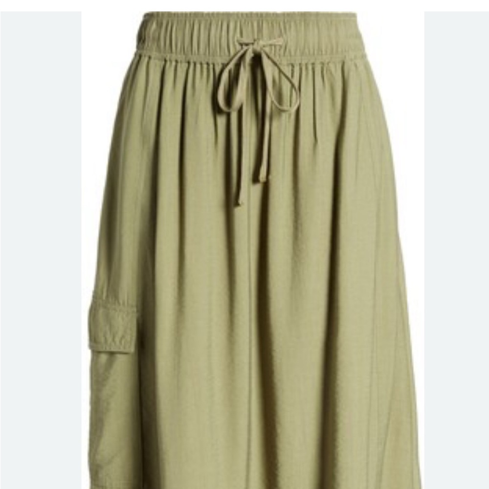 Treasure & Bond Green Midi A-Line Skirt